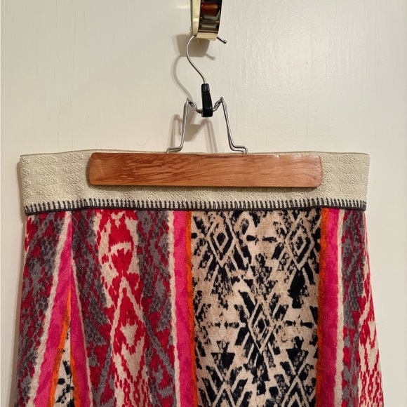 Multicoloured long wool like skirt with metallic elastic waistband - Picture 2 of 3